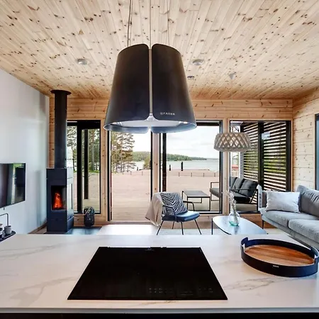 Holiday home Saunamaki H - Beachfront